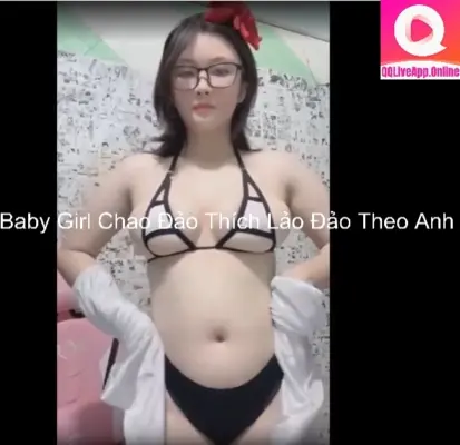 Baby Girl Chao Đảo Thích Lảo Đảo Theo Anh 6