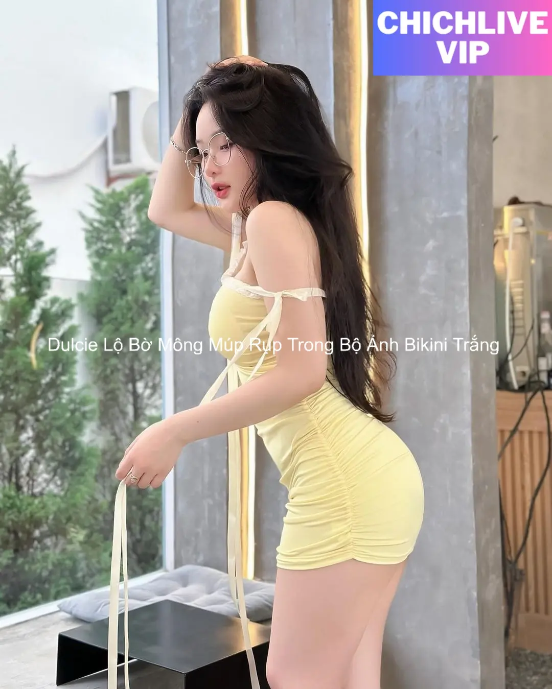 Dulcie Lộ Bờ Mông Múp Rụp Trong Bộ Ảnh Bikini Trắng 3